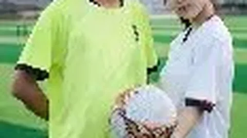 拜仁慕尼黑23轮对决科隆，莱万格纳布里双响，5-1狂胜对手